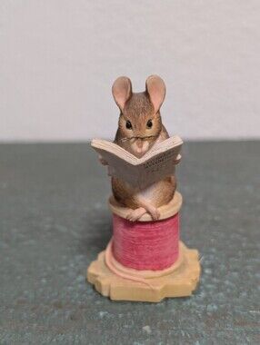 Beatrix Potter 3" Figurine Tailor Of Gloucester BPM13 Britain Mouse on Thread